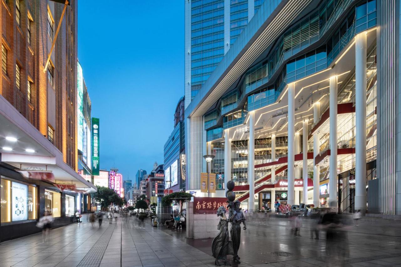 Crowne Plaza Shanghai Nanjing Road By Ihg Exteriér fotografie The shopping mall